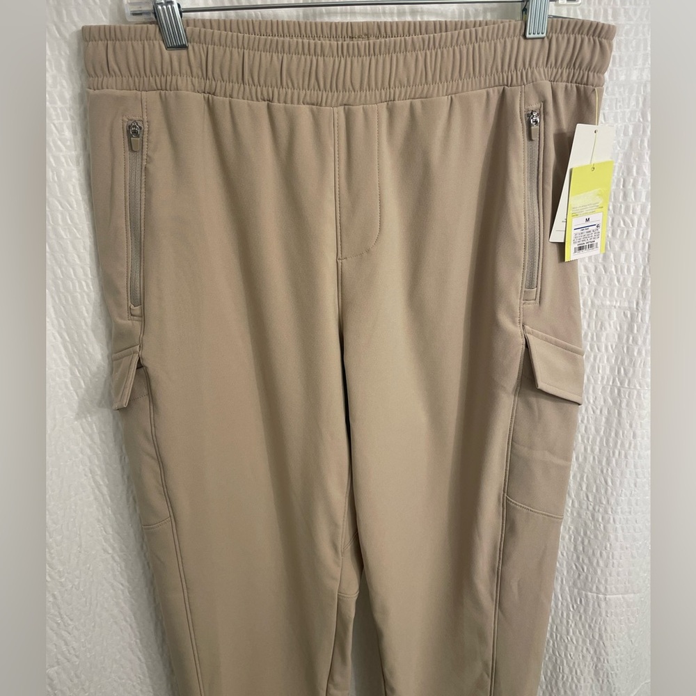 Target All in Motion Men's Beige Cargo Stretch Pants - Size Medium